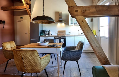 Oberhavel Apartment | Ferienwohnung Himmelpfort mit Balkon im OG - Storchenhof Blumenow