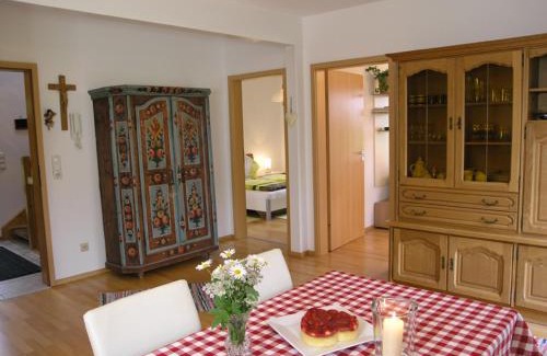 Gstadt am Chiemsee Apartment | Ferienwohnung Anderl