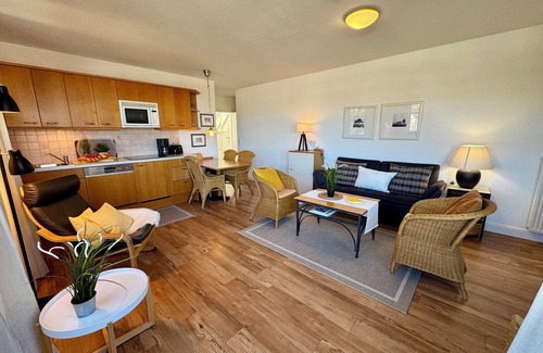 Ostseebad Wustrow Apartment | Ferienwohnung Direkt Hinter der Düne mit Eingeschränktem Ostseeblick