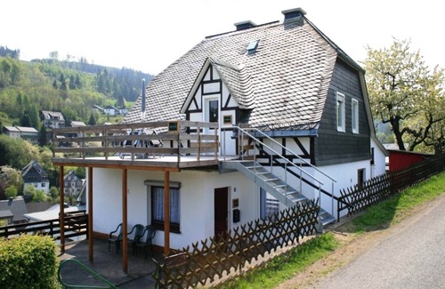 Schwalefeld Apartment | Ferienwohnung bei Willingen mit eigener Terrasse