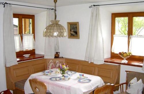 Grashof Apartment | Ferienwohnung Diechtler inkl. Chiemgaukarte