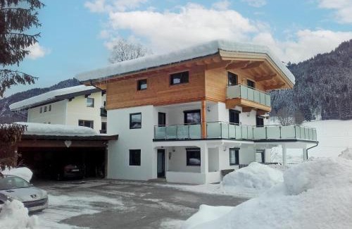 Soell Apartment | Ferienwohnung Emmerenzia