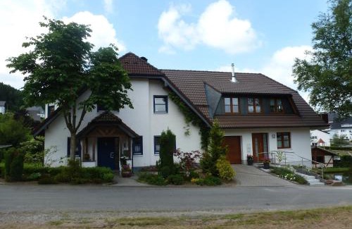 Brachthausen Apartment | Ferienwohnung für 2 Personen in Kirchhundheim, cleaning included