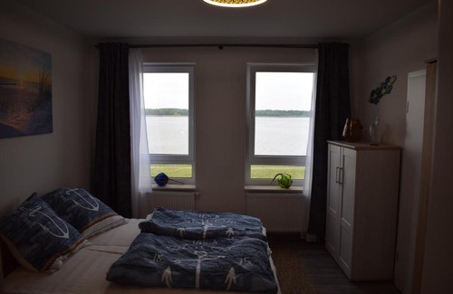 Ribnitz-Damgarten Apartment | Ferienwohnung Finn