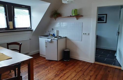 Rodalben Apartment | Ferienwohnung Felsenwanderweg - Appartement/fewo, Toilette und Bad/dusche Getrennt