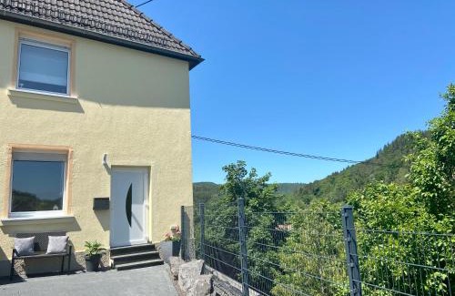 Adenau Apartment | Ferienwohnung Flur 34