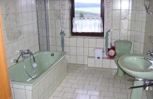 Waldorf Apartment | Ferienwohnung-Freuen