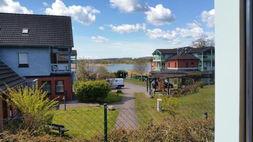 Neuensien Apartment | Ferienwohnung Granitzblick 3 mit Wintergarten und Seeblick