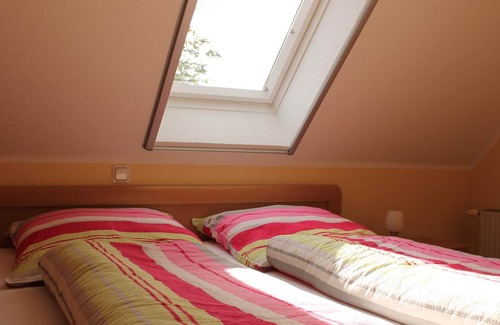 Butjadingen Apartment | Ferienwohnung Höpken - Appartement/fewo, Dusche, WC, 1 Schlafraum
