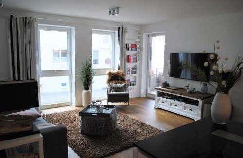 Eckernfoerde Apartment | Ferienwohnung "Hafenmöwe", Quartier Hafenspitze, Blickrichtung Hafen