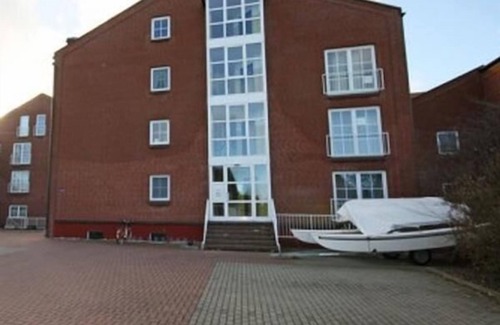 Orth Apartment | Ferienwohnung Hafenmeisterei