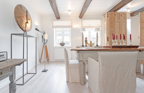 Eutin Apartment | Ferienwohnung Hampton House mit Terrasse in Eutin