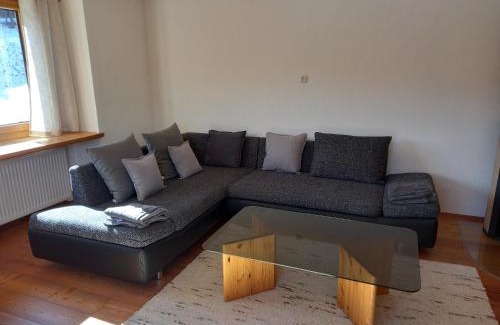 Siegsdorf Apartment | Ferienwohnung Hasselberger
