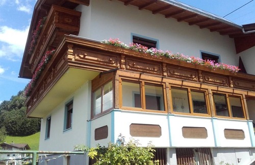 Buch in Tirol Apartment | Ferienwohnung - Haus Pfandler