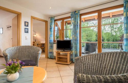 Rothkreuz Apartment | Ferienwohnung Henne