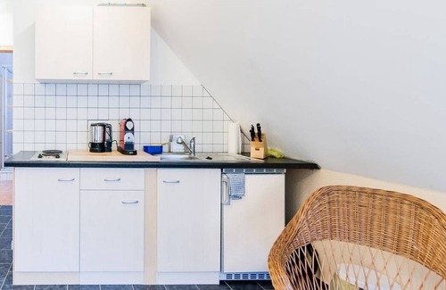 Stadland Apartment | Ferienwohnung 'Heuboden' an der Nordsee, Katzensprung zum Meer