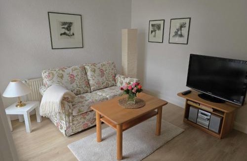 Warnemuende Apartment | Ferienwohnung Hofidyll - Warnemünde