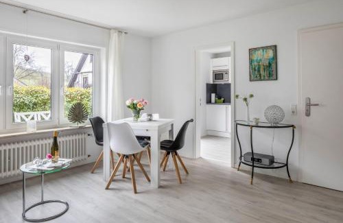 Ebringen Apartment | Ferienwohnung Holly
