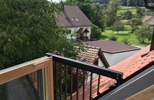 Salem Apartment | Ferienwohnung Hornauer