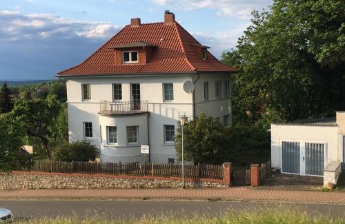 Gernrode Apartment | Ferienwohnung im Blauen Haus
