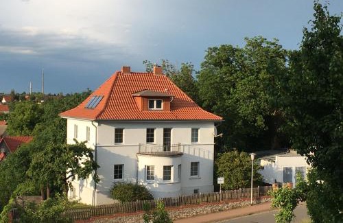 Gernrode Apartment | Ferienwohnung im Blauen Haus