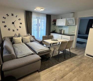 Huettau Apartment | Ferienwohnung in den Alpen