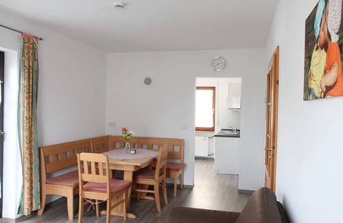 Aue Apartment | Ferienwohnung in fränkischem Stil mit Bauernhofflair