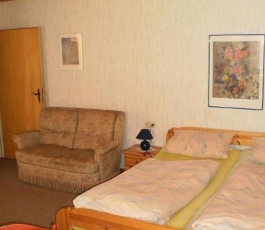 Goosefeld Apartment | Ferienwohnung In Gästehaus Mit Fahrradverleih