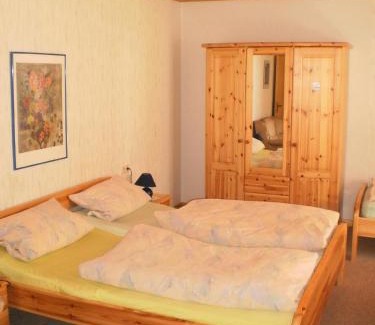 Goosefeld Apartment | Ferienwohnung In Gästehaus Mit Fahrradverleih