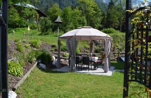 Hermagor-Pressegger See Apartment | Ferienwohnung in Hermagor Pressegger See mit eigenem Garten und Carport