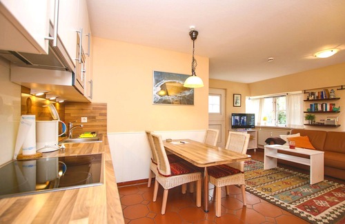 Wrixum Apartment | Ferienwohnung in Wrixum, mit 2- Zimmern auf 51m² im Reetdachhaus