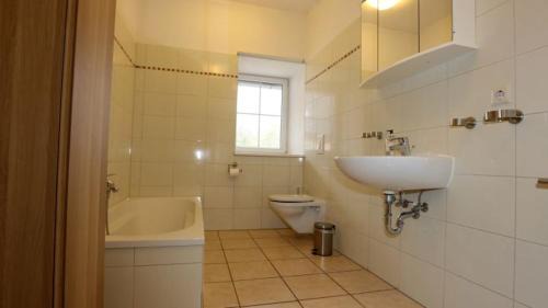 Loffingen Apartment | Ferienwohnung Iris auf Hof Stallegg