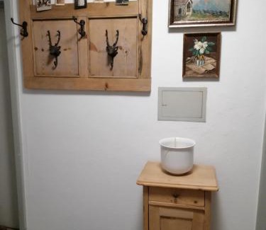 Kundl Apartment | Ferienwohnung "Josefine und Ihr Kavalier"