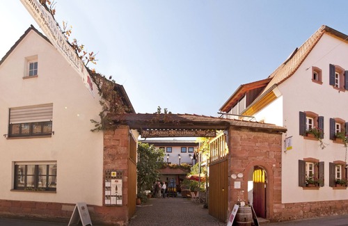 Leinsweiler Apartment | Ferienwohnung Kirchberg