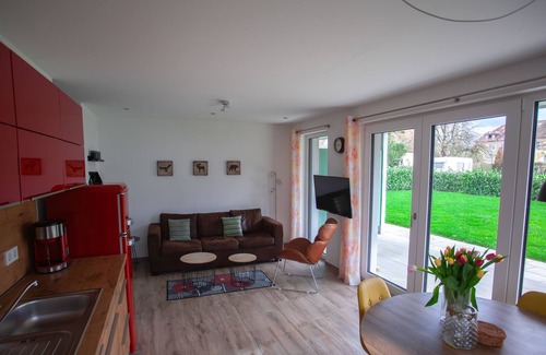 Langenargen Apartment | Ferienwohnung Lago Rosso in Langenargen