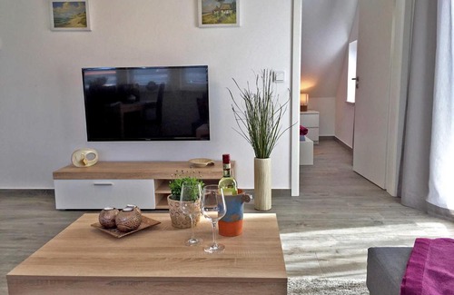 Kroeslin Apartment | Ferienwohnung Le Papillon