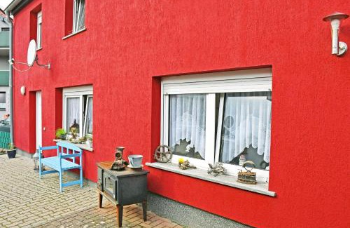 Bergen auf Ruegen House | Ferienwohnung mit Terrasse und Garten