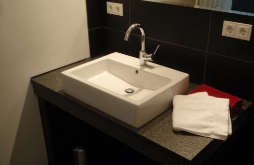 Weisenau Apartment | Ferienwohnung Mainz