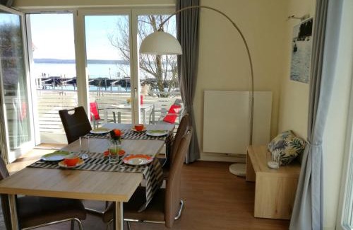 Plau am See Apartment | Ferienwohnung Maisonette Abendrot am Plauer See