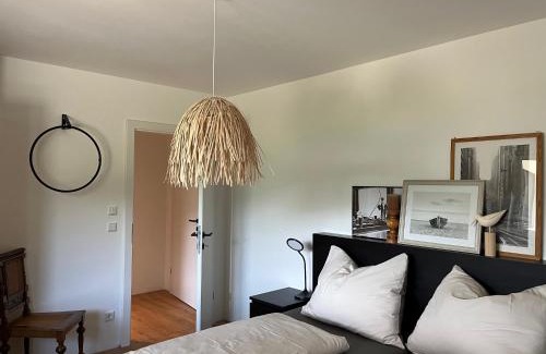 Dornbach Apartment | Ferienwohnung Mauerblümchen