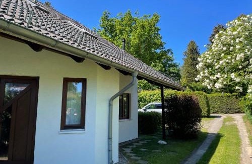 Putbus Apartment | Ferienwohnung Milana, in einem Ferienhaus mit 3 Wohnungen in Putbus auf Rügen