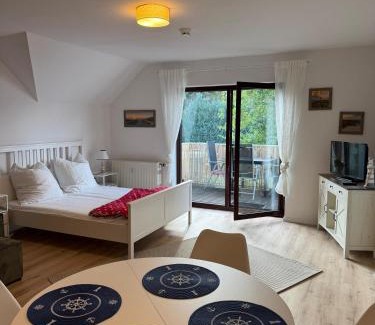 Gustow Apartment | Ferienwohnung mit Balkon FeWo 11 Gustow