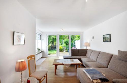 Pellenz Apartment | Ferienwohnung mit Garten