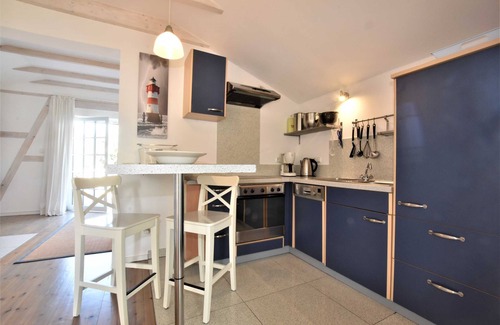 Rerik Apartment | Ferienwohnung mit Meerblick, Balkon und Kamin OFC 06 - Nr. 3 Ferienwohnung mit Meerblick, Balkon und