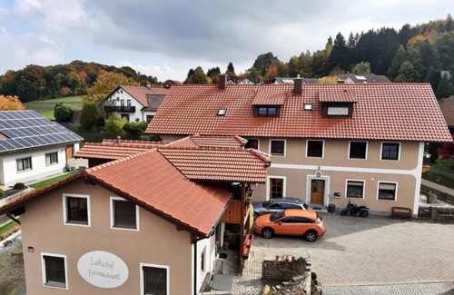 Herzogau Apartment | Ferienwohnung mit Terrasse