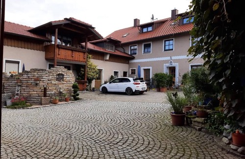 Herzogau Apartment | Ferienwohnung mit Terrasse