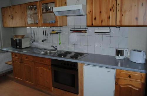 Altengroden Apartment | Ferienwohnung Mit Terrasse In Ruhiger Lage