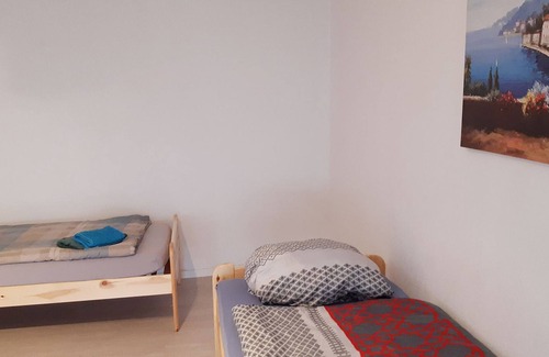 Nuertingen Apartment | Ferienwohnung Nürtingen , ca. 70qm, 3 Schlafzimmer, Max. 7 Personen