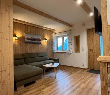 Unken Apartment | Ferienwohnung Niederbergerhof