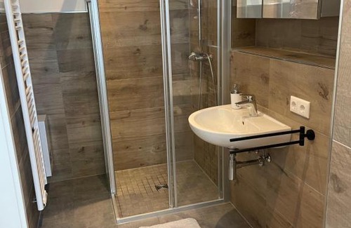 Ribnitz-Damgarten Apartment | Ferienwohnung NORA mit Blick auf den Ribnitzer See